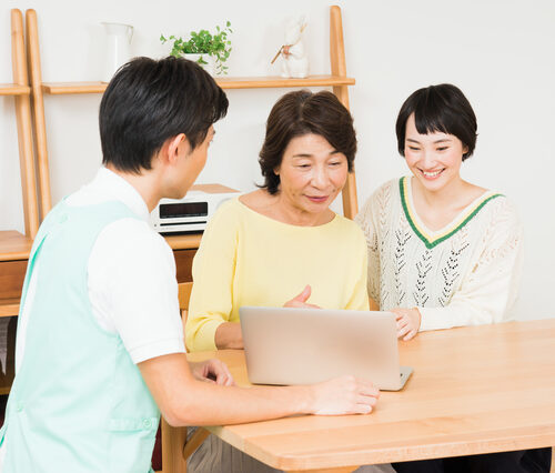 介護施設探しの体験談